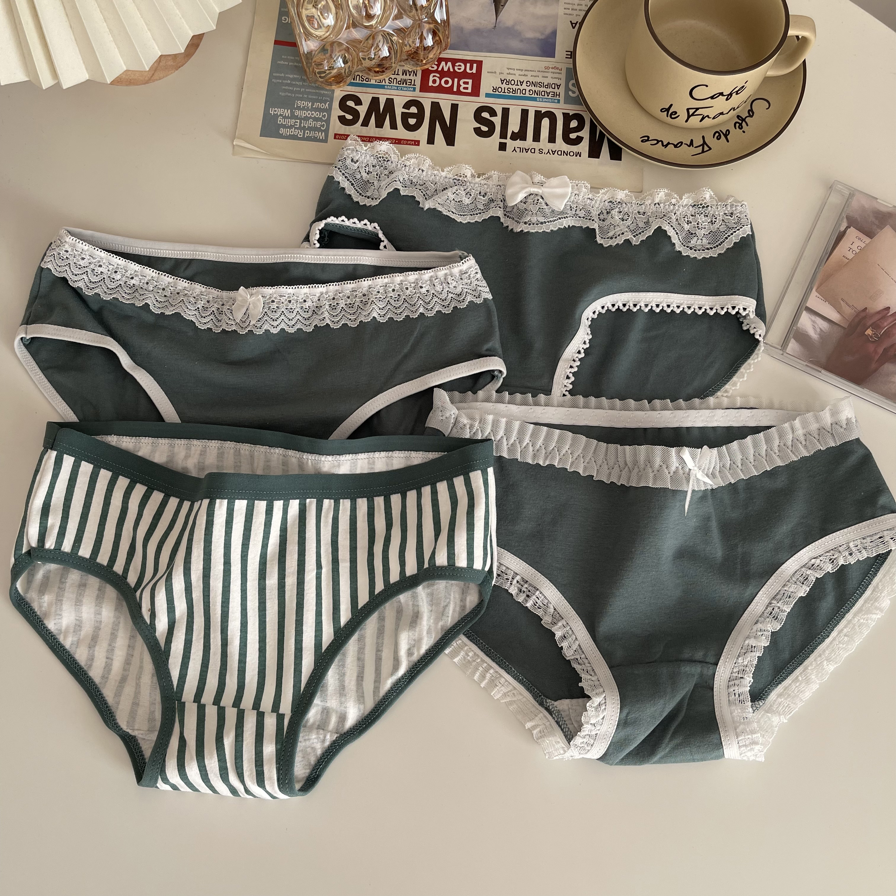 Real shot ~ Japanese green briefs, women's shorts, lace sexy mid-waist girl's pure cotton underwear, four-pack