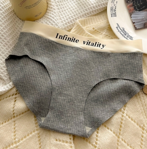 Women's pure cotton seamless 5A antibacterial crotch underwear for girls, macaron color underwear for women, mid-waist triangle underwear for women