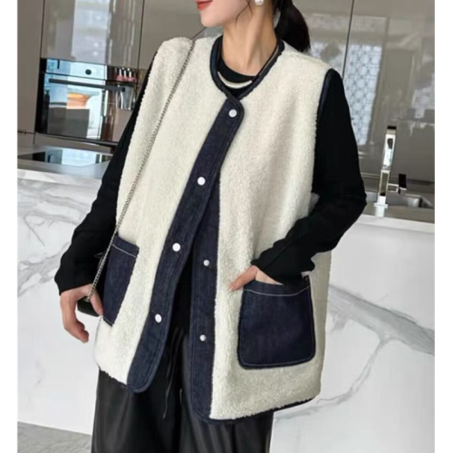 Lamb wool vest for women's outer wear autumn and winter 2024 new Korean loose small versatile denim vest jacket