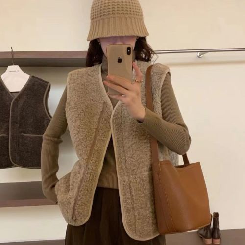 2024 autumn and winter new products loose, casual and versatile Korean style loose slimming temperament lazy imitation lamb hair vest