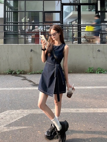 Imitation denim sleeveless vest dress for women summer French design bow waist skirt