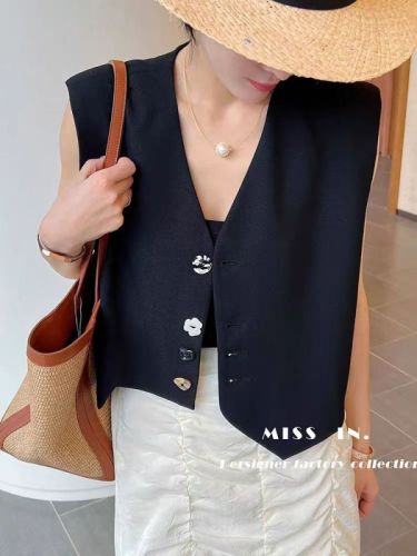 European station summer European goods new style flower buttons irregular versatile vest black vest small waistcoat trendy