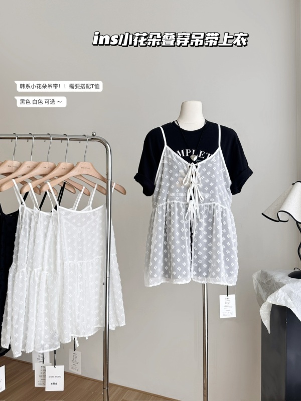 Summer ins niche design personalized solid color small flowers layered mesh strappy top