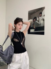 Actual shot of the new Korean design half-high collar hollow vest top for women