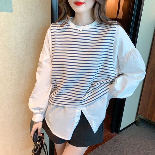 Actual shot of 2024 spring and autumn striped new style temperament splicing shirt fake two pieces of personality white sweatshirt top