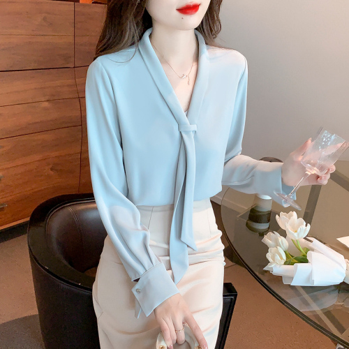 2024 Autumn New Tops Women's White Chiffon Shirt Design Niche V-Neck Shirt Long Sleeve Women's Shirt