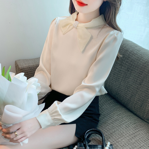 Actual shot of 2024 new women's shirt design niche spring and autumn satin fashion long-sleeved shirt