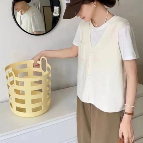 Early autumn knitted cardigan retro college style female literary style simple ins style Korean sleeveless knitted vest