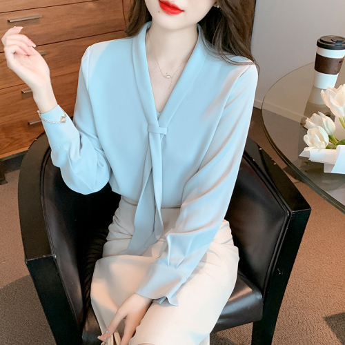 2024 Autumn New Tops Women's White Chiffon Shirt Design Niche V-Neck Shirt Long Sleeve Women's Shirt