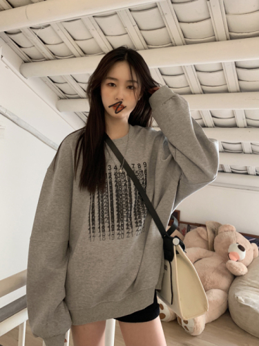 Harajuku BF thickened velvet pullover round neck sweatshirt for female students salt loose top autumn and winter coat 9099