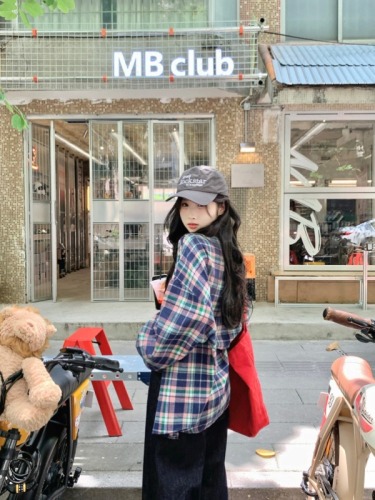 Real shot of Korean girl plaid casual shirt jacket for women 2024 autumn niche chic lapel long-sleeved top