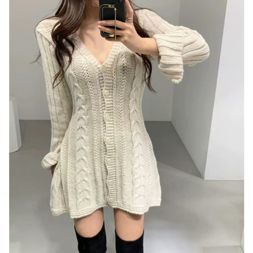 Korean chic temperament, light and mature style V-neck hemp pattern single-breasted knitted dress with slit cuffs design short skirt