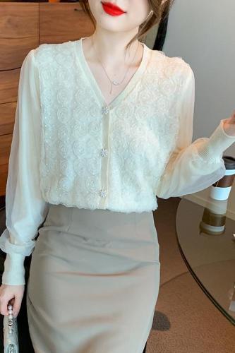 Actual shot of 2024 autumn and winter new lace spliced ​​chiffon sweater jacket, simple Korean style single-breasted V-neck long sleeves