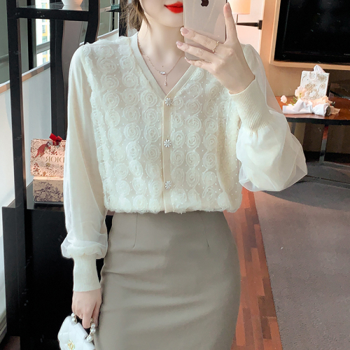 Actual shot of 2024 autumn and winter new lace spliced ​​chiffon sweater jacket, simple Korean style single-breasted V-neck long sleeves