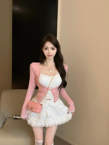 Real shot of white puffy skirt women's lace fake two-piece slim long-sleeved top T-shirt two-piece set