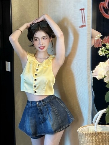 Real shot!  Summer Korean style waist-cinching A-line denim skirt pants skirt for women