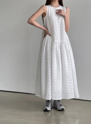 Casual round neck pullover dress sleeveless long dress