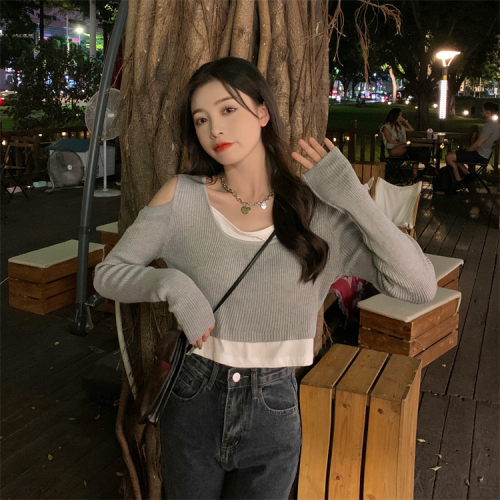 Square neck long-sleeved T-shirt autumn Korean style versatile slimming fake two-piece off-shoulder discreet bottoming inner top for women