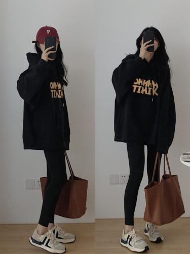 Hooded off-shoulder sweatshirt for women spring and autumn velvet American retro black jacket super nice winter top