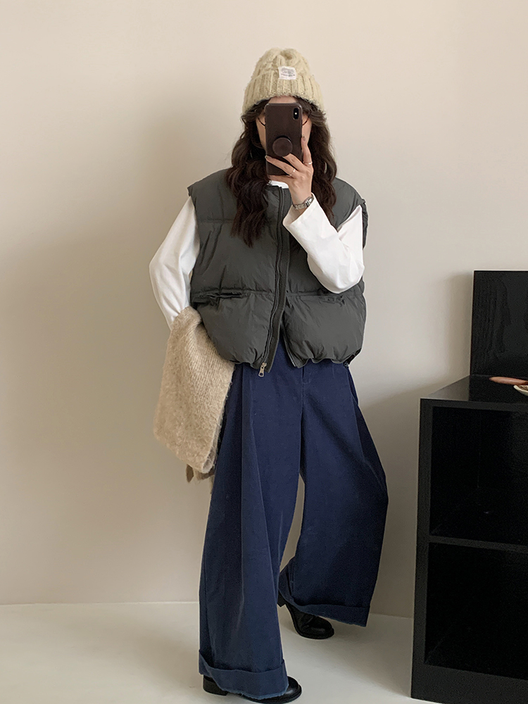 Korean version of autumn and winter new small pumpkin down cotton vest women's casual loose small man shorts sleeveless vest