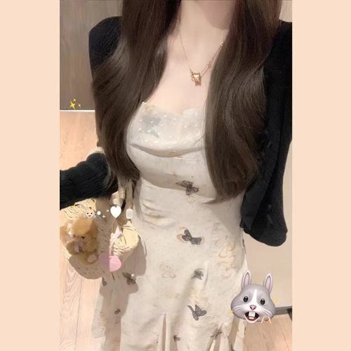 Design niche fishtail bag hip long skirt summer 2024 new women's butterfly print suspender dress French style