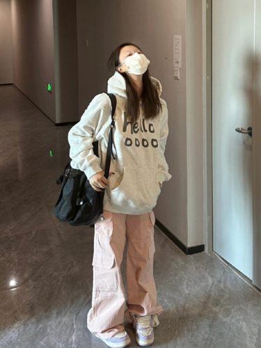 Official picture niche retro light gray hooded 2024 new autumn lazy style letter loose casual sweatshirt for women