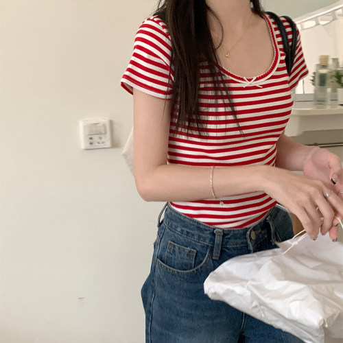 Real shot of fashionable contrast striped round neck short-sleeved T-shirt 2024 summer new women's niche slim fit versatile top