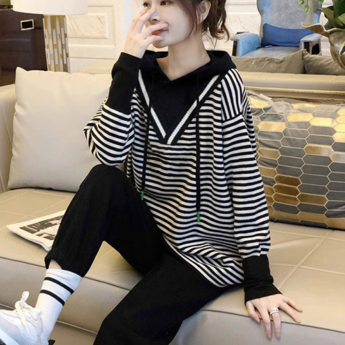 Official picture 2024 new spring and autumn striped thin fake two-piece versatile hooded long-sleeved sweatshirt trendy