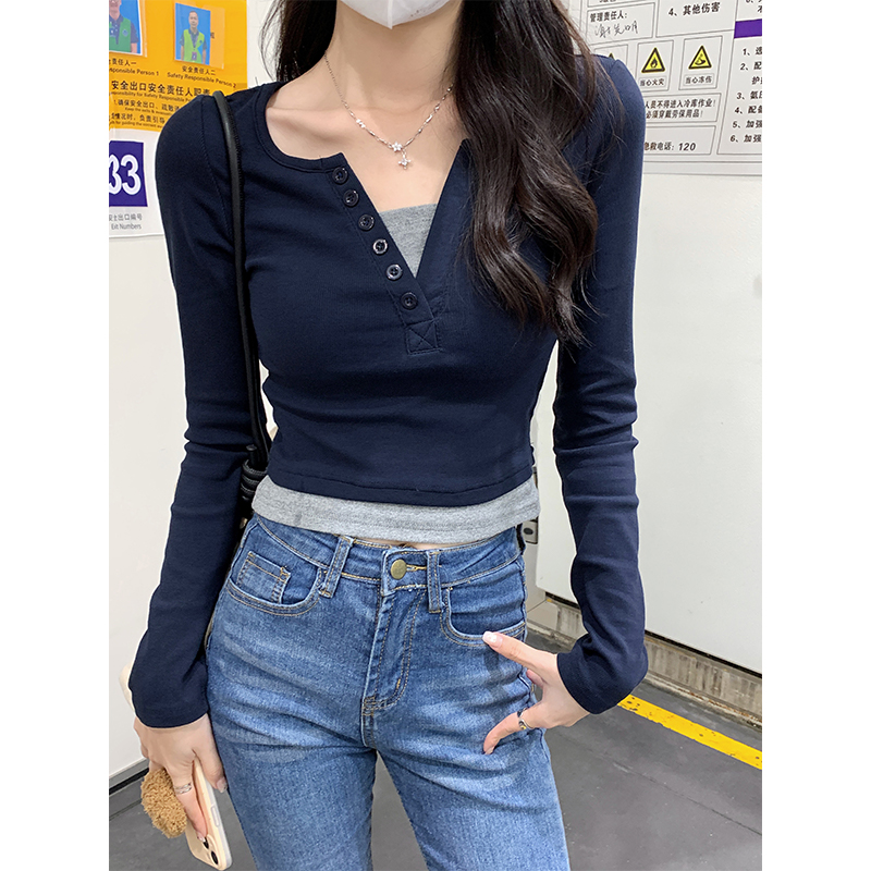 Actual shot of 2024 autumn new contrast color fake two-piece long-sleeved T-shirt women's V-neck right shoulder waist short top