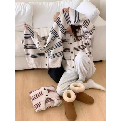 外贸款Short contrasting striped knitted cardigan jacket for