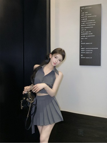 Real shot of suit, fashionable design, sleeveless lapel vest for women, light and mature temperament, pleated pants and skirt, light luxury suit