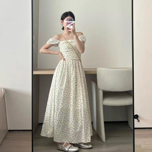 Square neck polka dot dress for women summer 2024 new tea break French super nice pear-shaped figure waist long skirt