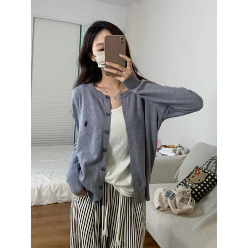 Korean Knitted Cardigan Women's Autumn Wear for Early Spring 2024 New Lazy Style Loose Sweater Thin Short Jacket