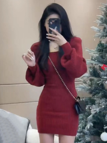 Korea East Gate Autumn Winter New Season High-end Pure Desire Fashionable Lady Rich Girl Knitted Dress 
