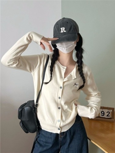 Actual shot~Early autumn versatile and stylish slimming embroidered bow knitted long-sleeved cardigan jacket for women