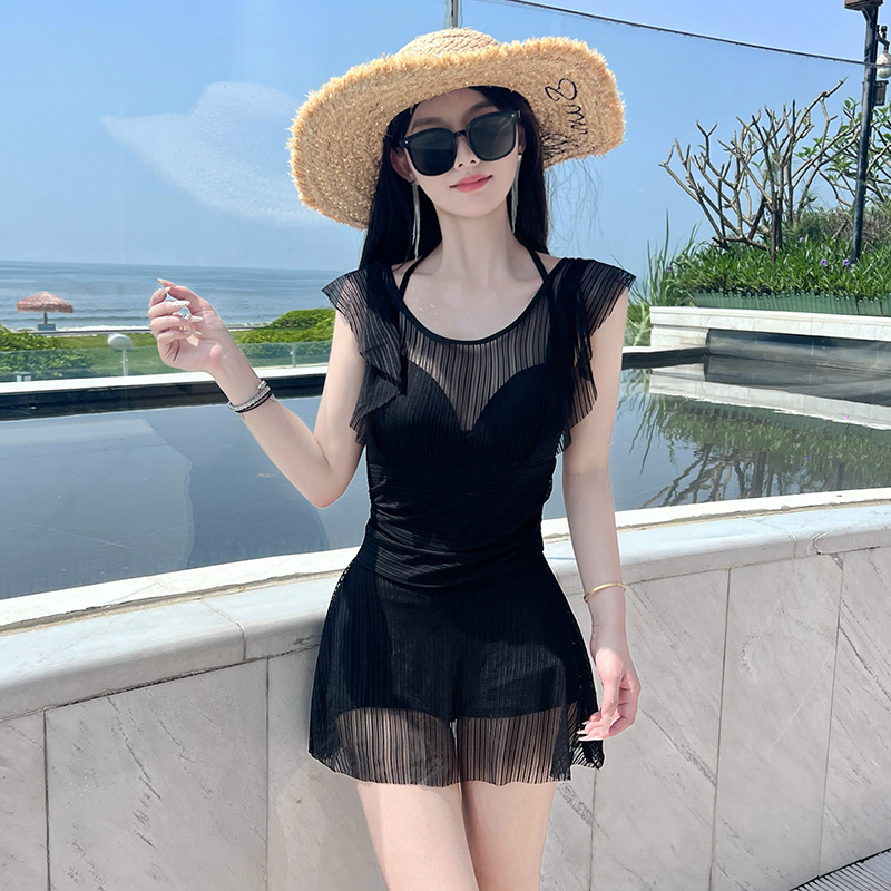 Women's 2024 new hot spring bathing high-end small breasts sexy one-piece slim and covers belly big breasts slightly fat swimsuit