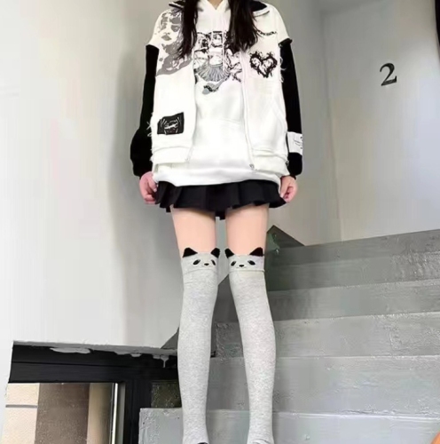 Japanese cute bear long socks for women spring and autumn soft cute cartoon cat over-the-knee high socks that are versatile and slimming