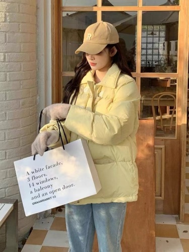 Milk fufu yellow short down jacket for women 2024 new style Korean college style horn button fashion jacket