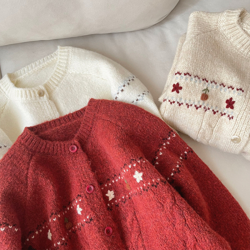 Orange Cat Home Artistic Flower Embroidered V-neck Cardigan for Women - Spring New Design Single Button Knit Cardigan