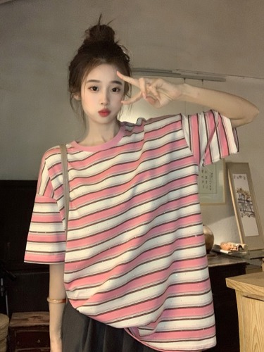 Real shot of pink striped short-sleeved T-shirt for women 2024 new summer American loose design age-reducing half-sleeved top