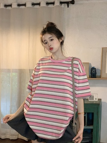 Real shot of pink striped short-sleeved T-shirt for women 2024 new summer American loose design age-reducing half-sleeved top