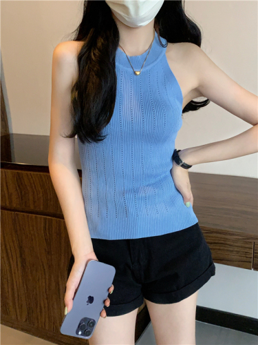 Real shot of knitted halterneck camisole for women, summer new design, sleeveless bottoming top for outer wear