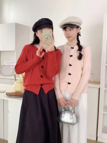 Xiaoxiangfeng Bow Knitted Sweater Women's French Doll Collar Lace Top Sweater Cardigan Jacket Round Neck