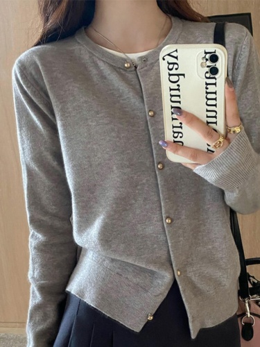 Women's Autumn Outerwear Knit Cardigan, New Gray High-End Style Sweater Jacket, Early Autumn Thin Long-Sleeve Top