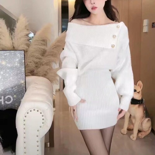 Knitted Dress Women's Autumn and Winter New Fashion Sweater Dress Design Sense Versatile Graceful Pencil Skirt 