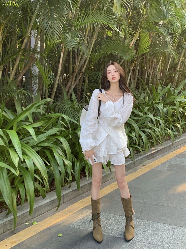 White Casual Fashion Style Set V-Neck Long-Sleeve Blouse Women Spring and Autumn Skirt Short Skirt Two-Piece Set