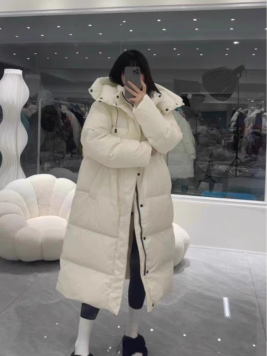 2024 new Korean style mid-length fashionable thickened removable hood over the knee student jacket for women