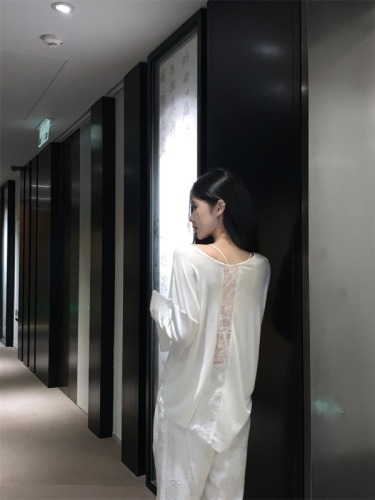 Real shot ~ Fragile and moving thin Tencel knitted sun protection shirt for women in autumn lazy style bottoming blouse