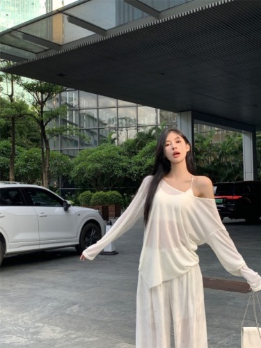 Real shot ~ Fragile and moving thin Tencel knitted sun protection shirt for women in autumn lazy style bottoming blouse