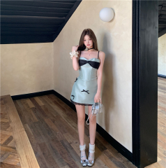 Actual shot of one-shoulder French dress for women, new hip-hugging skirt, tube top skirt, waist-cinching skirt